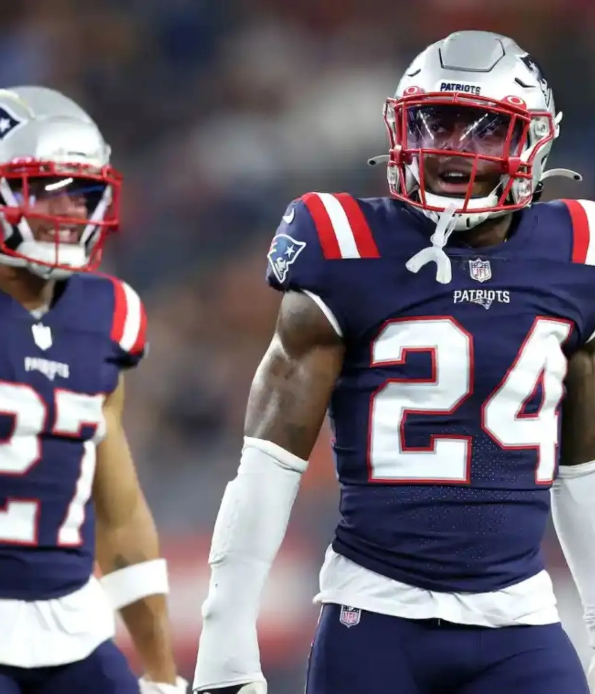 Steelers Part Ways With Former Patriots Defensive Back: Report