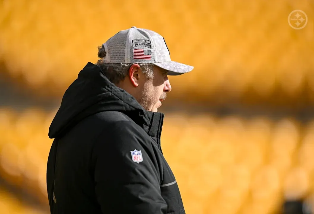 Steelers' Arthur Smith Will Build Offense With Aaron Rodgers: "His Strength Without A Doubt Is His Adaptability"