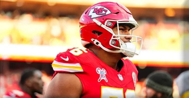 Chiefs need Kingsley Suamataia’s breakout to justify Joe Thuney trade