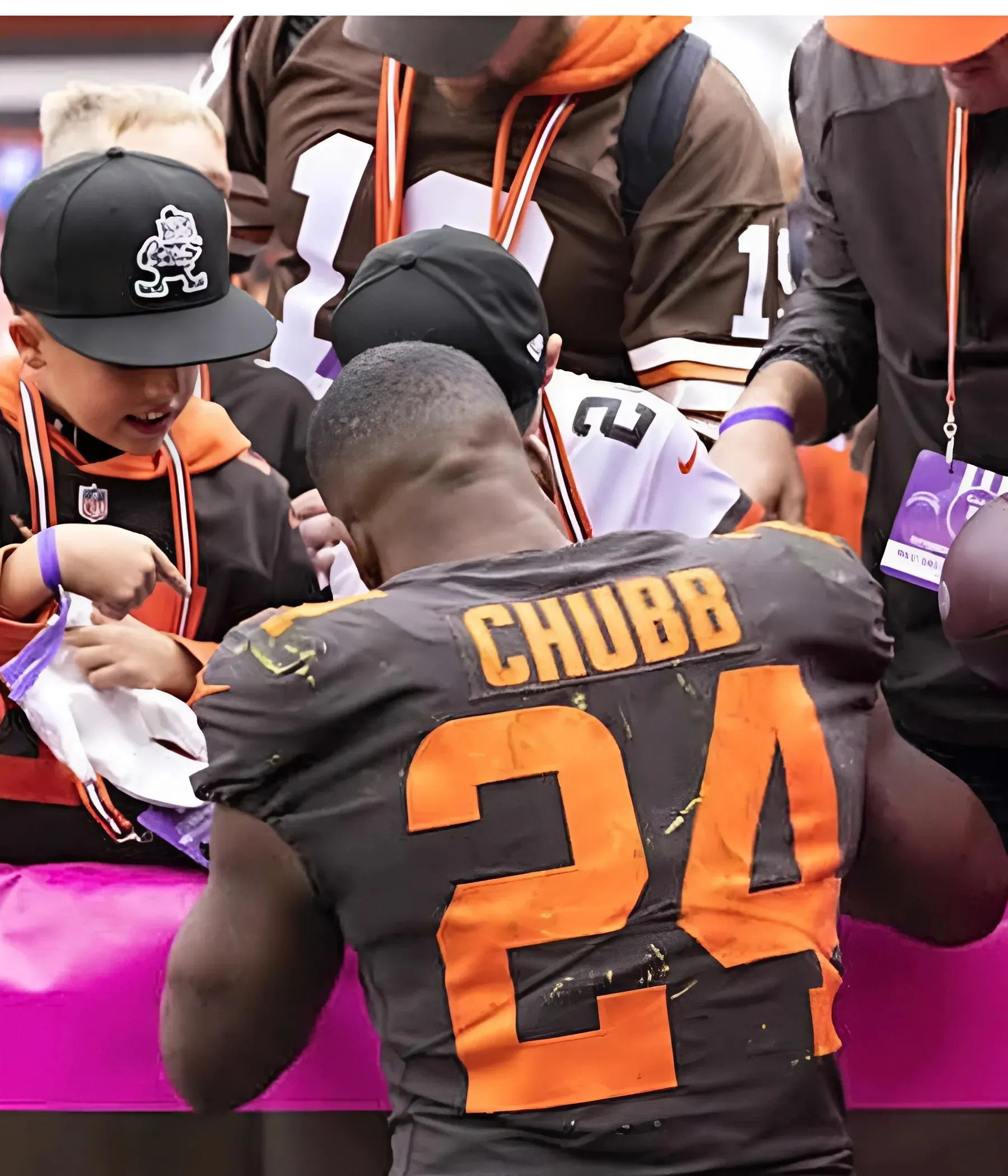Cleveland Browns Fans Send Unforgettable Message to Nick Chubb