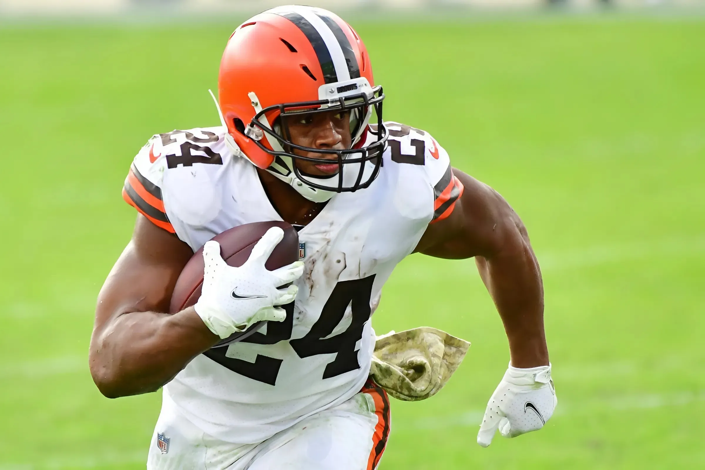 Chicago Stunned by Veteran RB Bombshell as Season Plans Fall Into Jeopardy