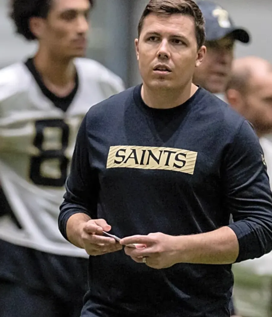 NFL insider confirms suspicion regarding Saints' interest in signing another offensive playmaker to help Alvin Kamara this season