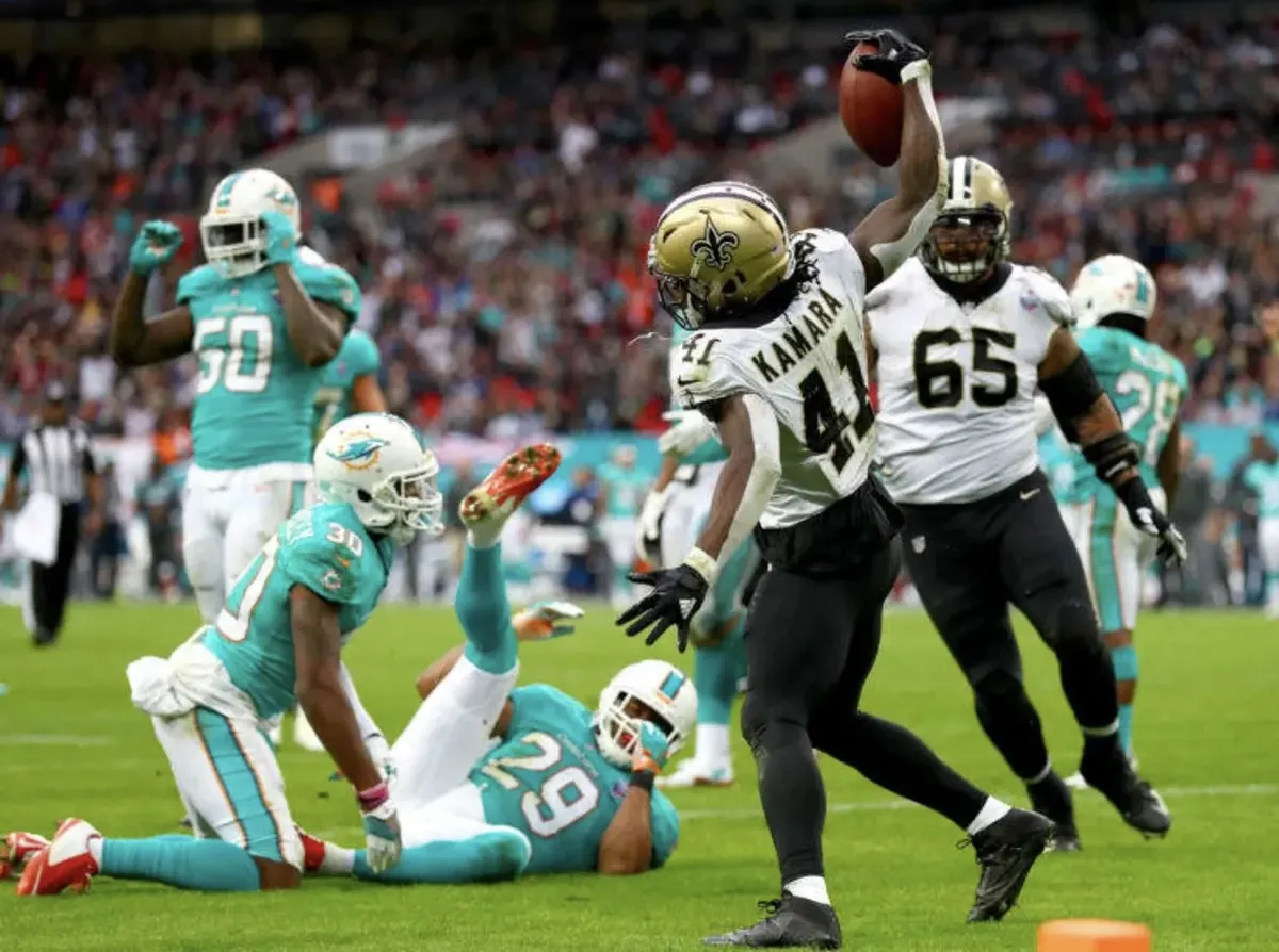 NFL insider confirms suspicion regarding Saints' interest in signing another offensive playmaker to help Alvin Kamara this season