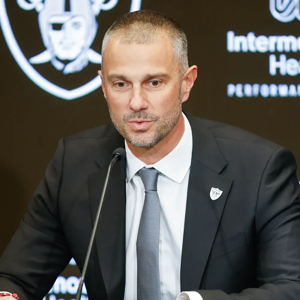 “They call him The Whiz Kid for a reason” – Former NFL player and GM spills unheard secrets about new Raiders boss John Spytek in exclusive insider podcast that takes fans deep behind league doors - suong