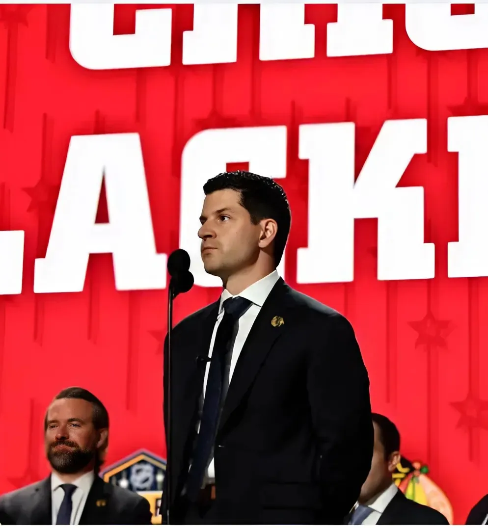 Chicago Blackhawks projected to trade for top 2025 NHL Draft prospect