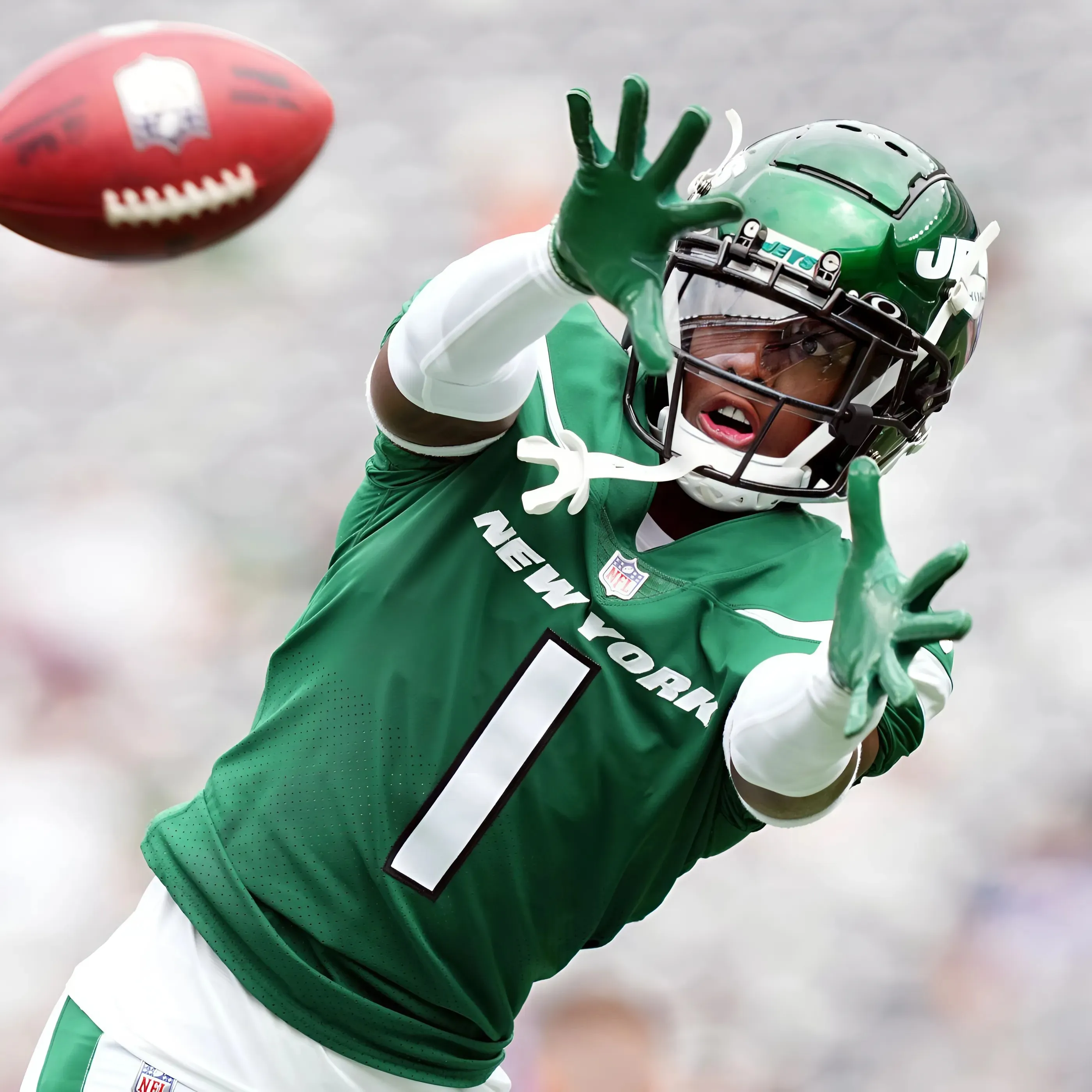 Jets' Sauce Gardner Avoiding Distraction Amid Contract Uncertainty