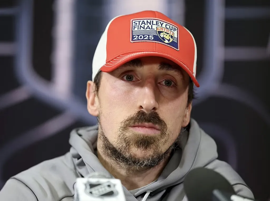 NHL reporter paints extremely dreary picture for former Bruins' superstar returning in free agency