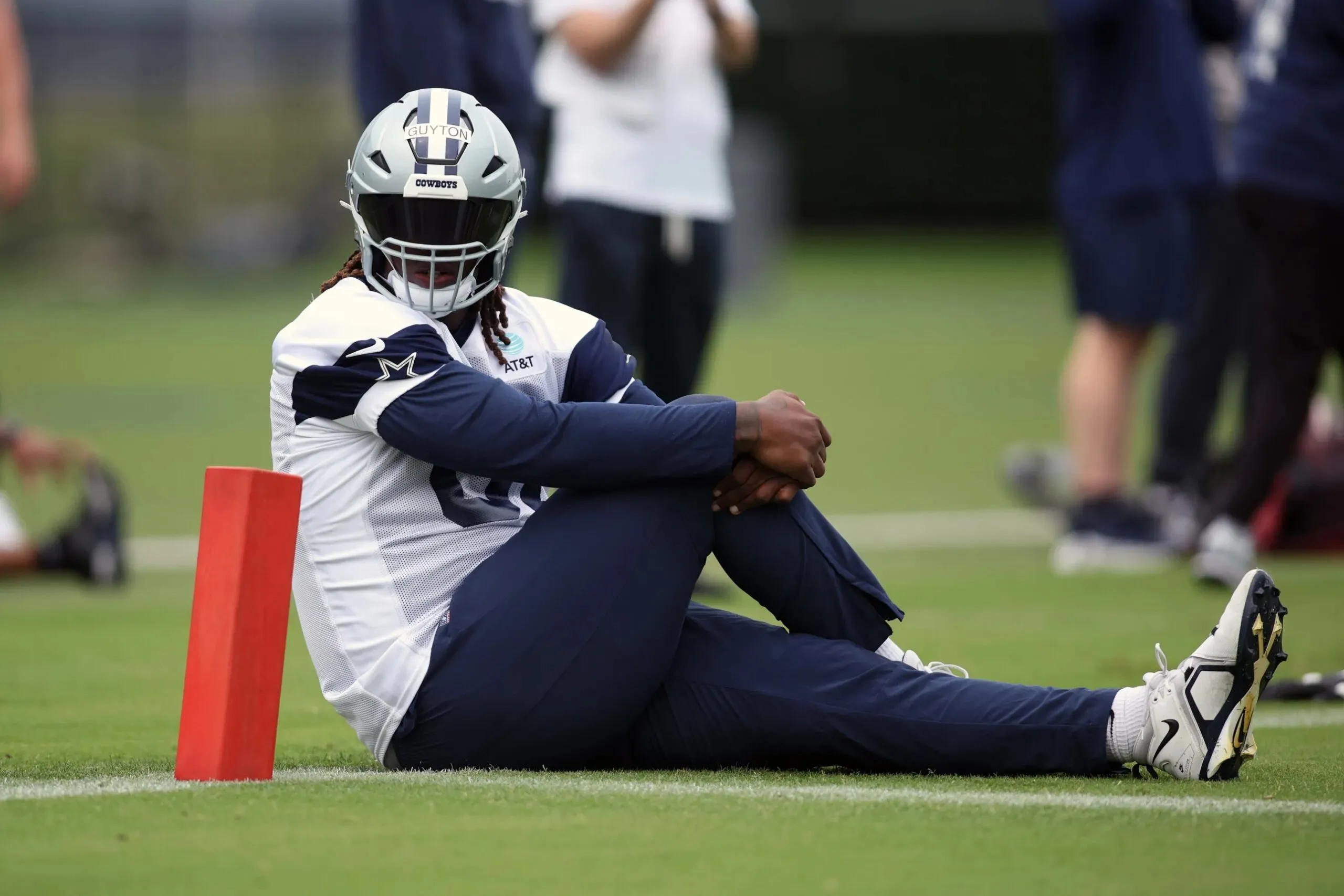 Former First Round Pick Called ‘Weak Link’ on Cowboys Offense