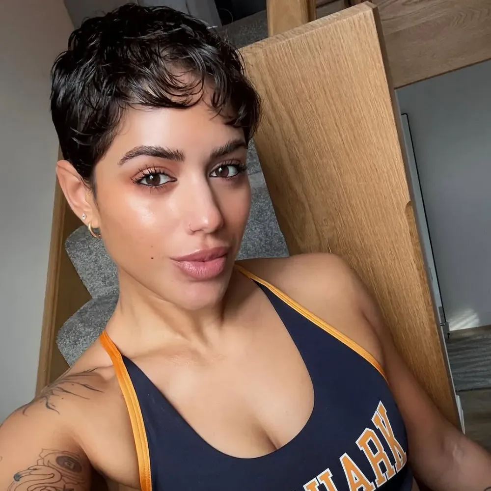 “It’s outdated, toxic, and dangerous” – Love Island star Malin Andersson calls for hit series to be AXED as she reveals how it left her obsessed with weight, trapped in a ‘false reality’ and spiraling to rock bottom eight years ago - suong
