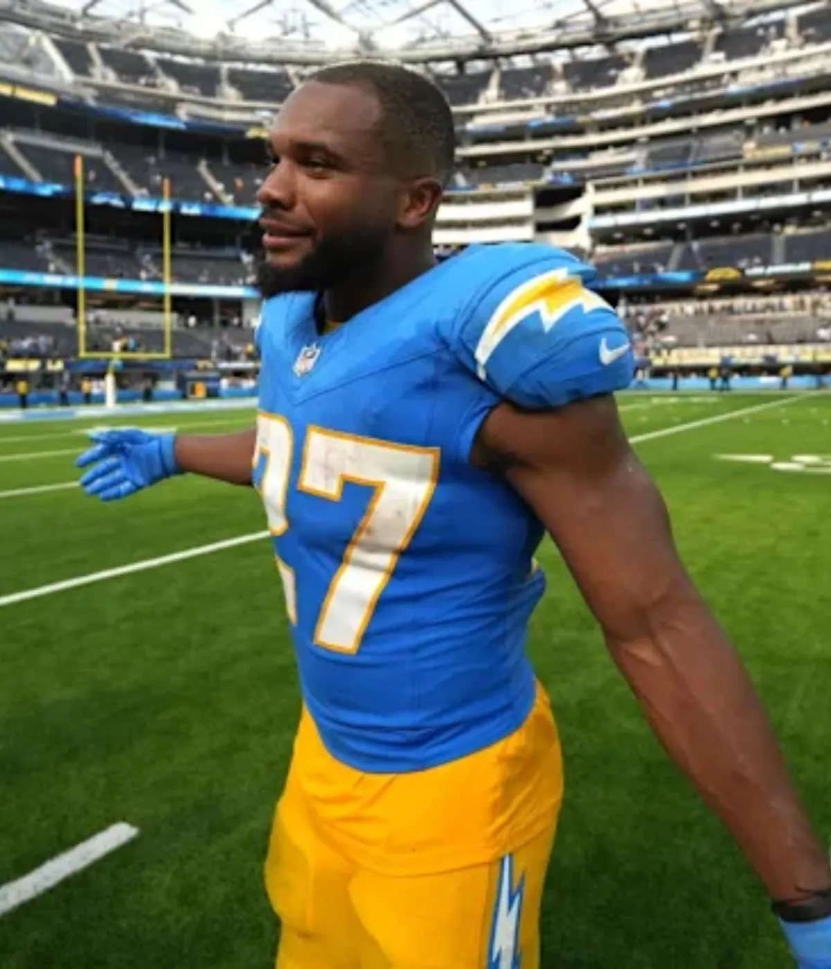 Broncos Make Massive Move With $13 Million, 1,000-Yard RB
