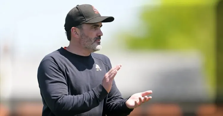 Browns’ Kevin Stefanski confirmed a suspicion on why one quarterback’s reps are being cut during mandatory minicamp