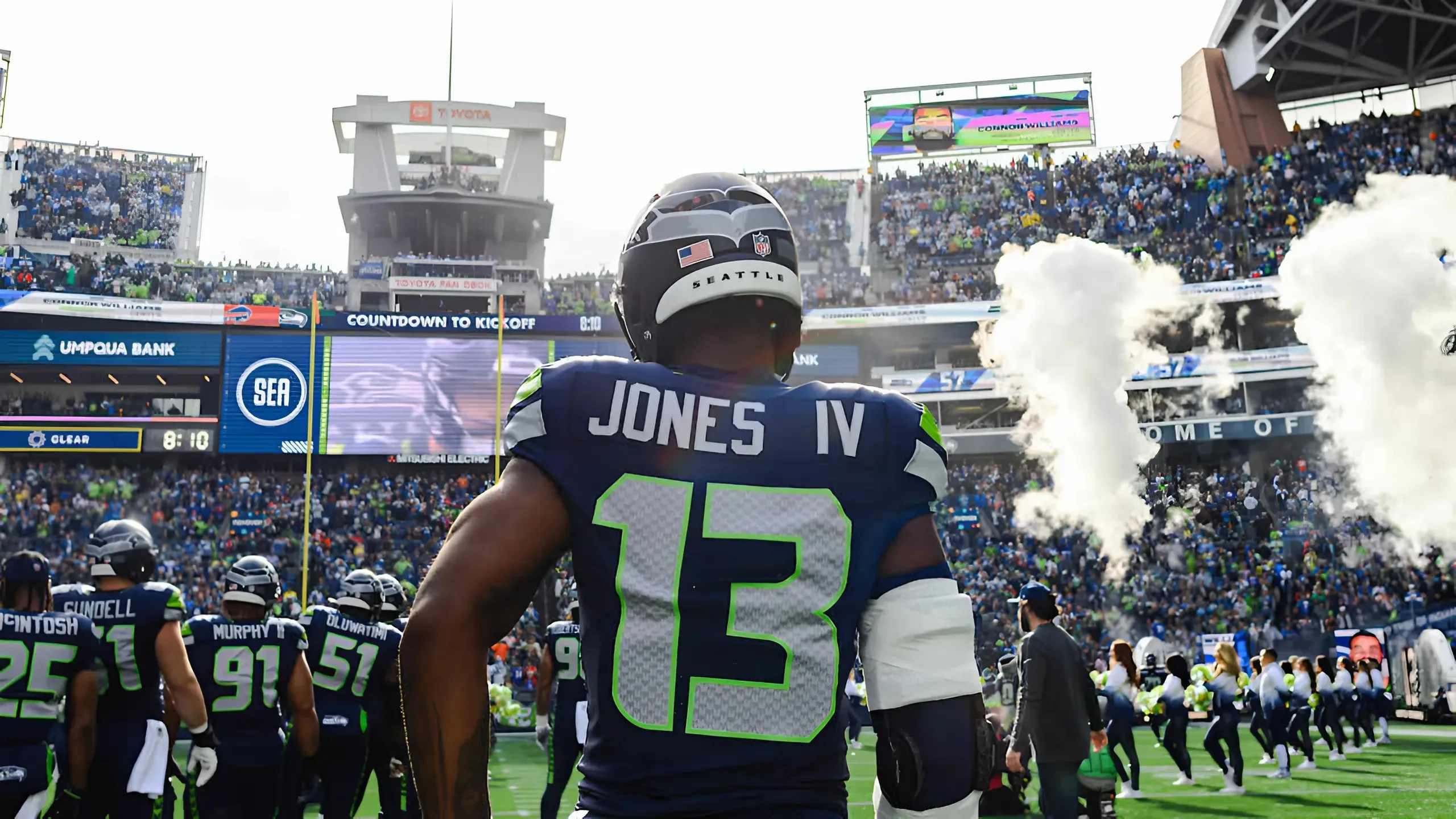 Ernest Jones IV hits Seahawks defense with ‘crazy’ label after busy offseason