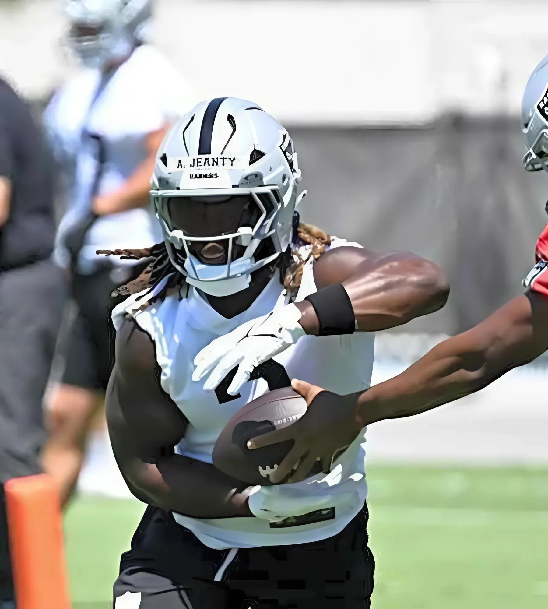 Raiders' Legend Tim Brown Speaks on RB Ashton Jeanty