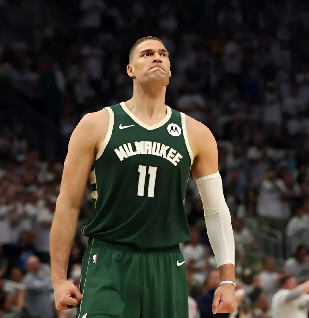 Brook Lopez's next team after the Bucks couldn't be clearer