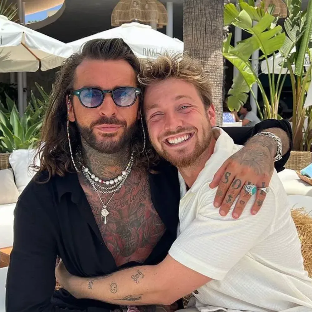 “What even IS this?!” – Pete Wicks left furious and completely baffled after Sam Thompson brings him to bizarre London spot that pushes him over the edge in hilarious on-air meltdown - suong