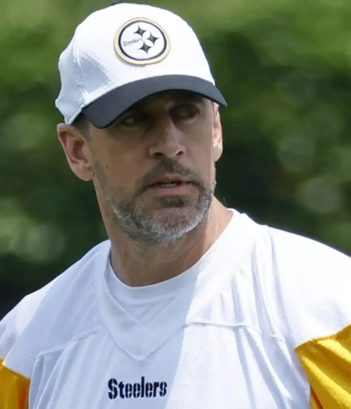 Aaron Rodgers Reveals ‘Driving Factor’ in Signing With Steelers