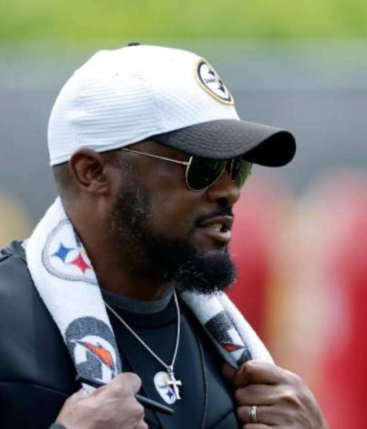Mike Tomlin Has 1 Word on T.J. Watt’s Future With the Steelers