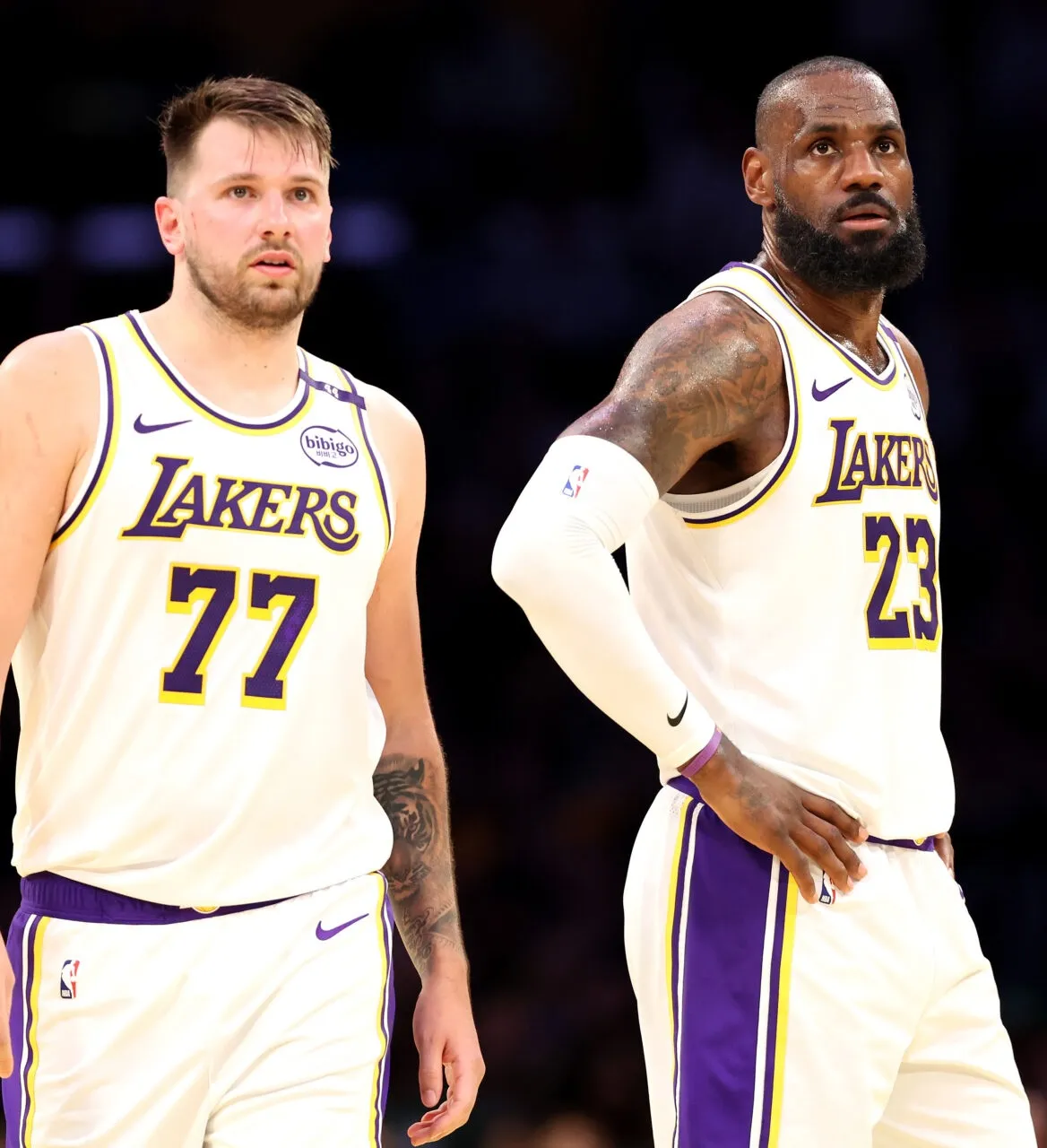 Lakers must make unpopular decision to prevent disaster from striking twice