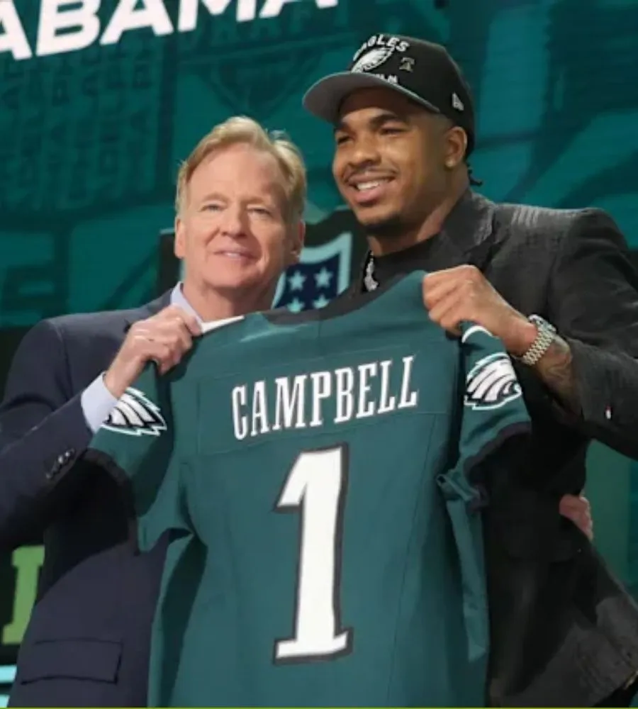 Former Alabama standout signs his first NFL contract with the Philadelphia Eagles