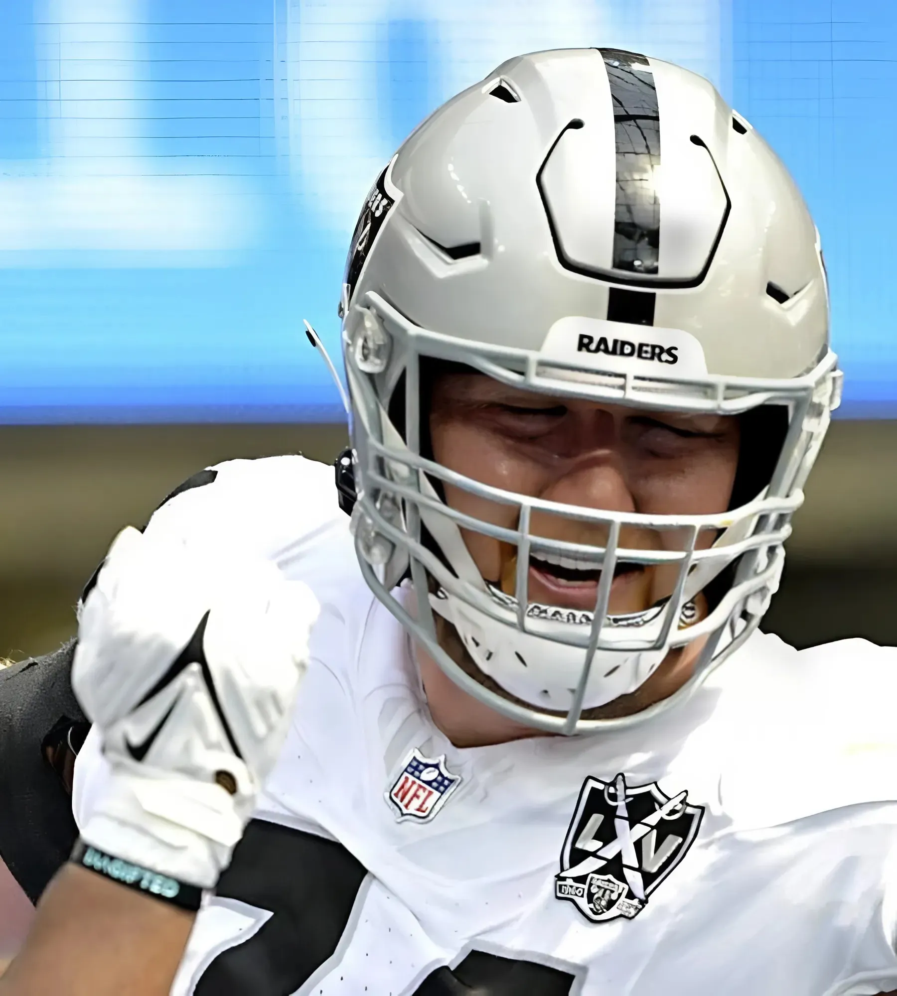 Raiders Sign 88-Game Starter to $4 Million Contract in Free Agency