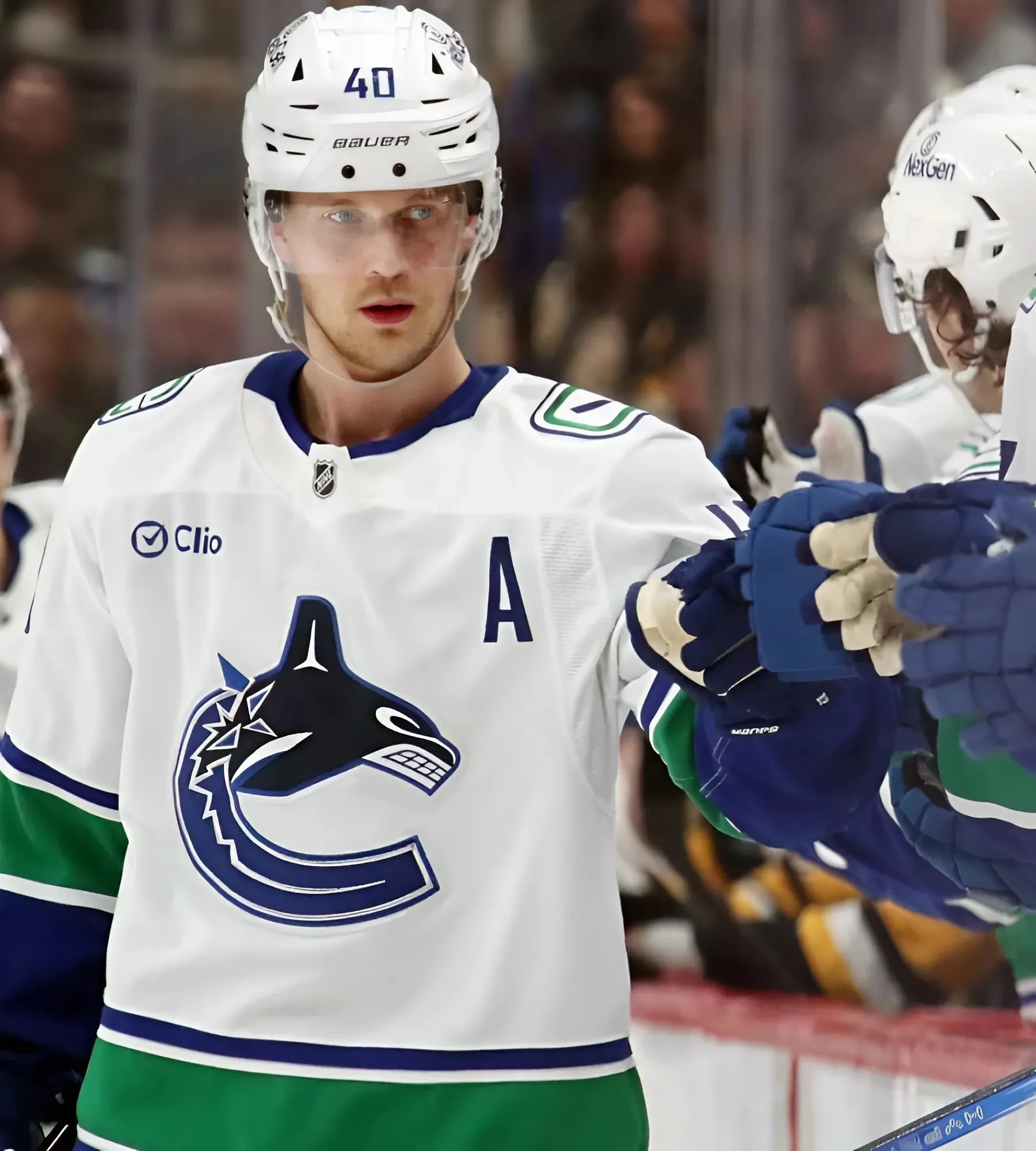 LeBrun: Canucks leaning toward keeping Elias Pettersson; ‘encouraged’ by offseason approach