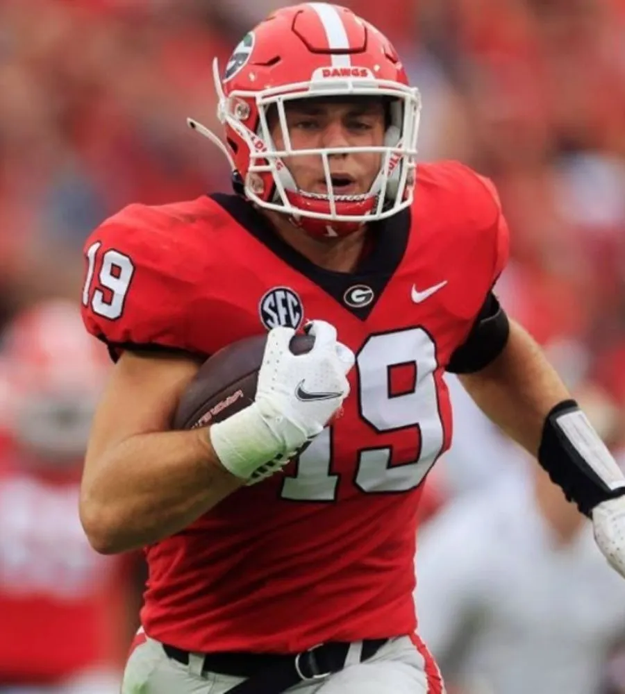 Popular Raiders trade chip named breakout candidate despite playing with Brock Bowers