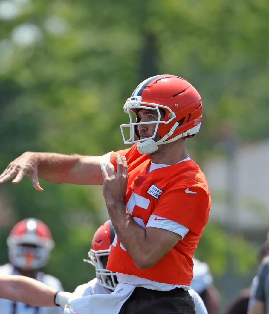 Joe Flacco ignites Cleveland Browns QB battle as he mentors rookies with Super Bowl wisdom