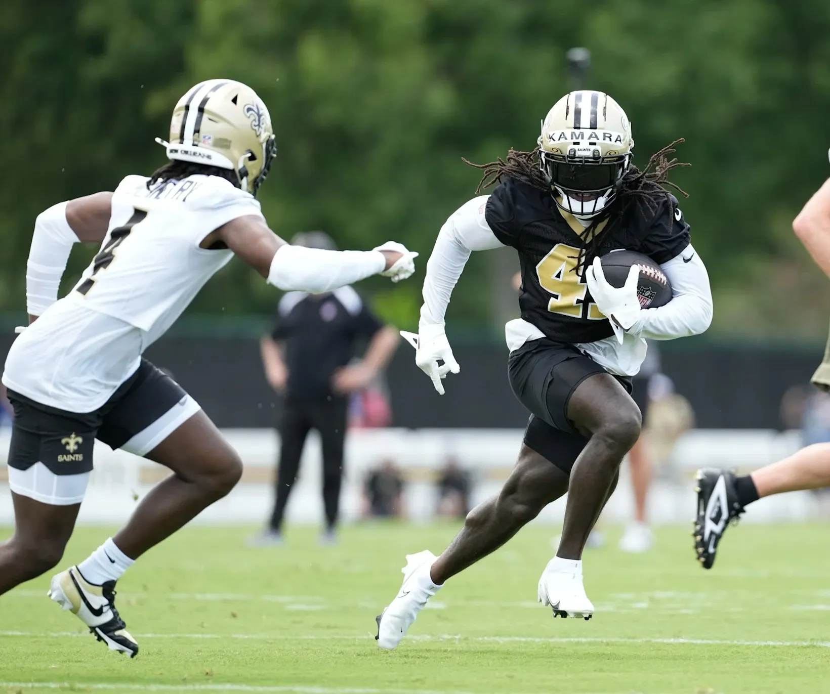 Kellen Moore praises Alvin Kamara as a 'big time, impactful runner'