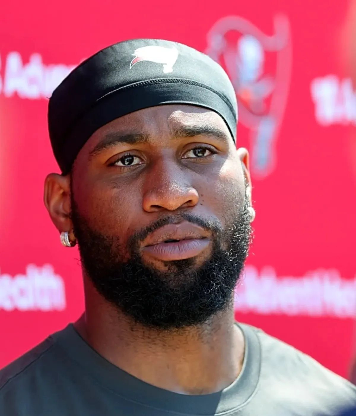 Bucs OLB Haason Reddick Doesn’t Care About Public Opinion