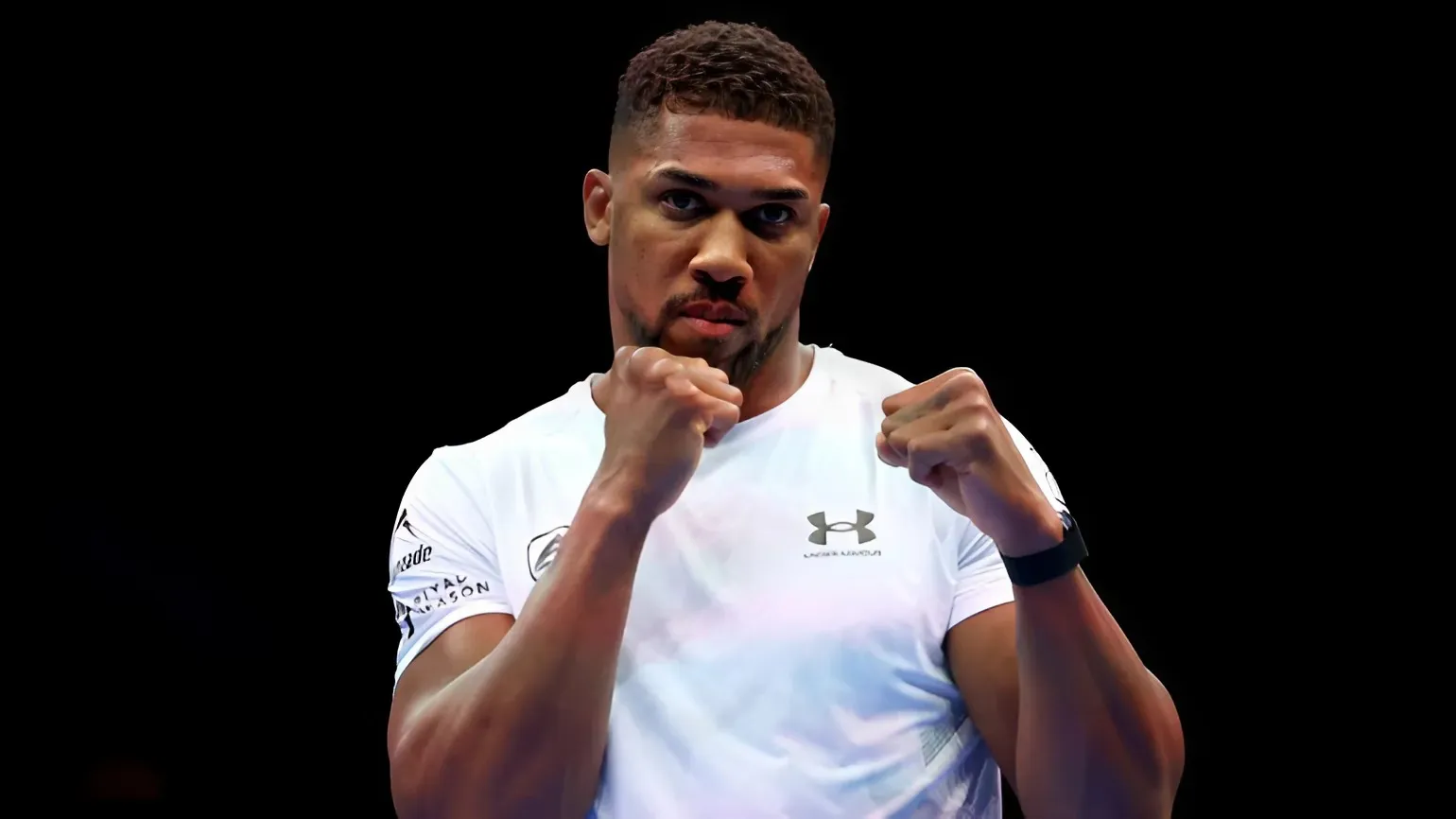 Eddie Hearn Predicts Anthony Joshua Will Likely Retire from Boxing in 2026 trucc