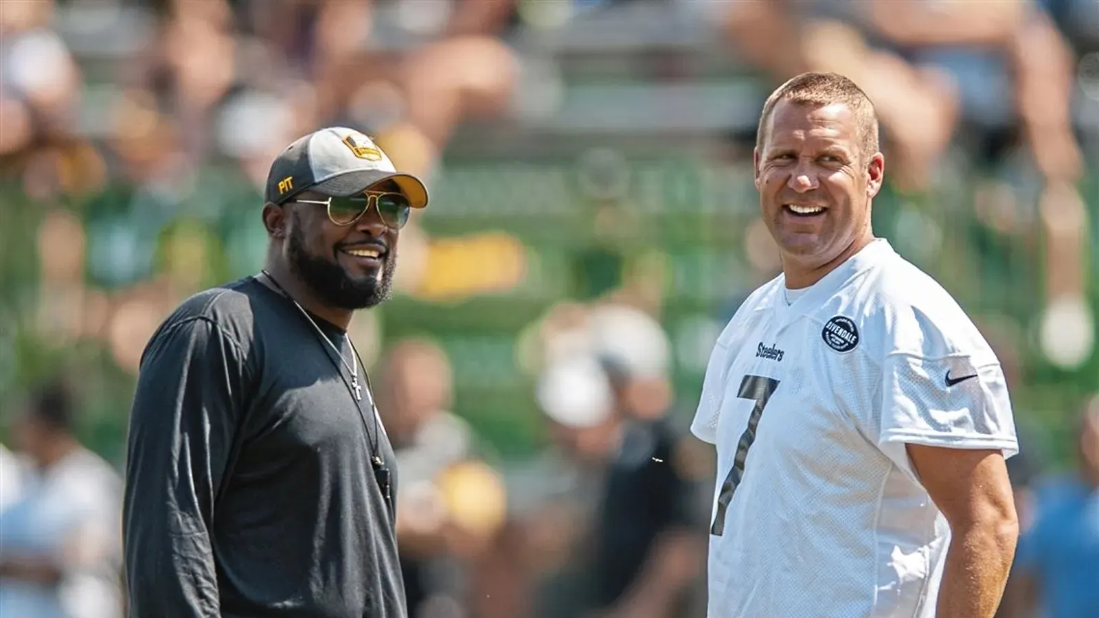 Steelers' Ben Roethlisberger Makes Clear Who Mike Tomlin Will Side With In Aaron Rodgers-Arthur Smith Controversy