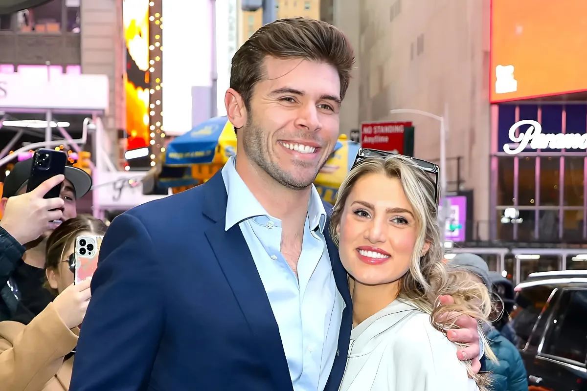 The Bachelor’s Zach Shallcross and Kaity Biggar Secretly Tied the Knot After 2 Years Together tram