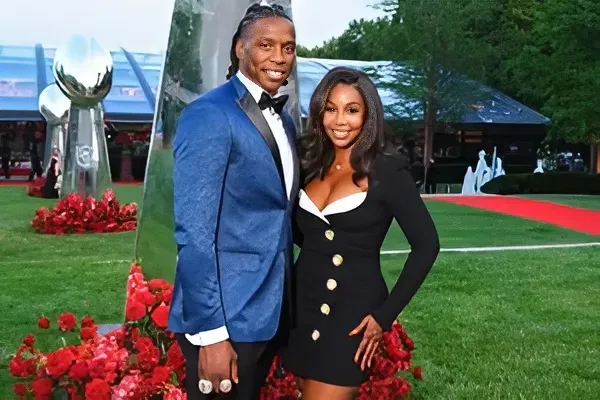 Go Inside Jassi Rideaux's Wedding to Darius Harris: "Married Life Loading..." Go Inside Jassi Rideaux's Wedding to Darius Harris: "Married Life Loading..."