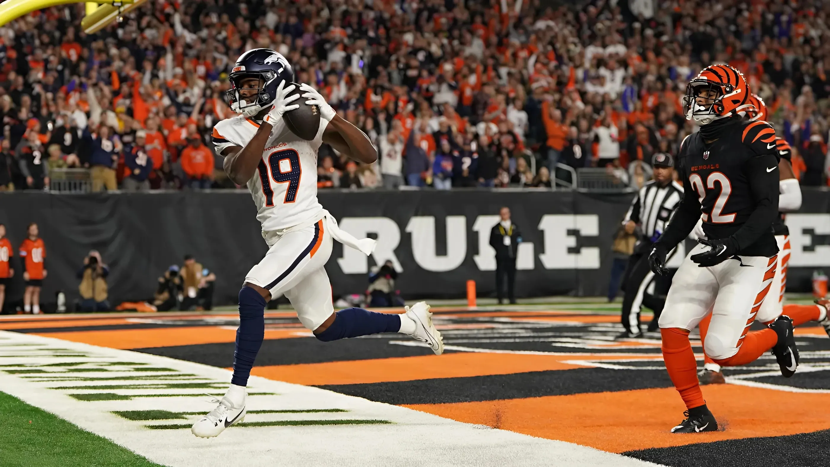 Bengals' recent dysfunction could end up helping out the Denver Broncos