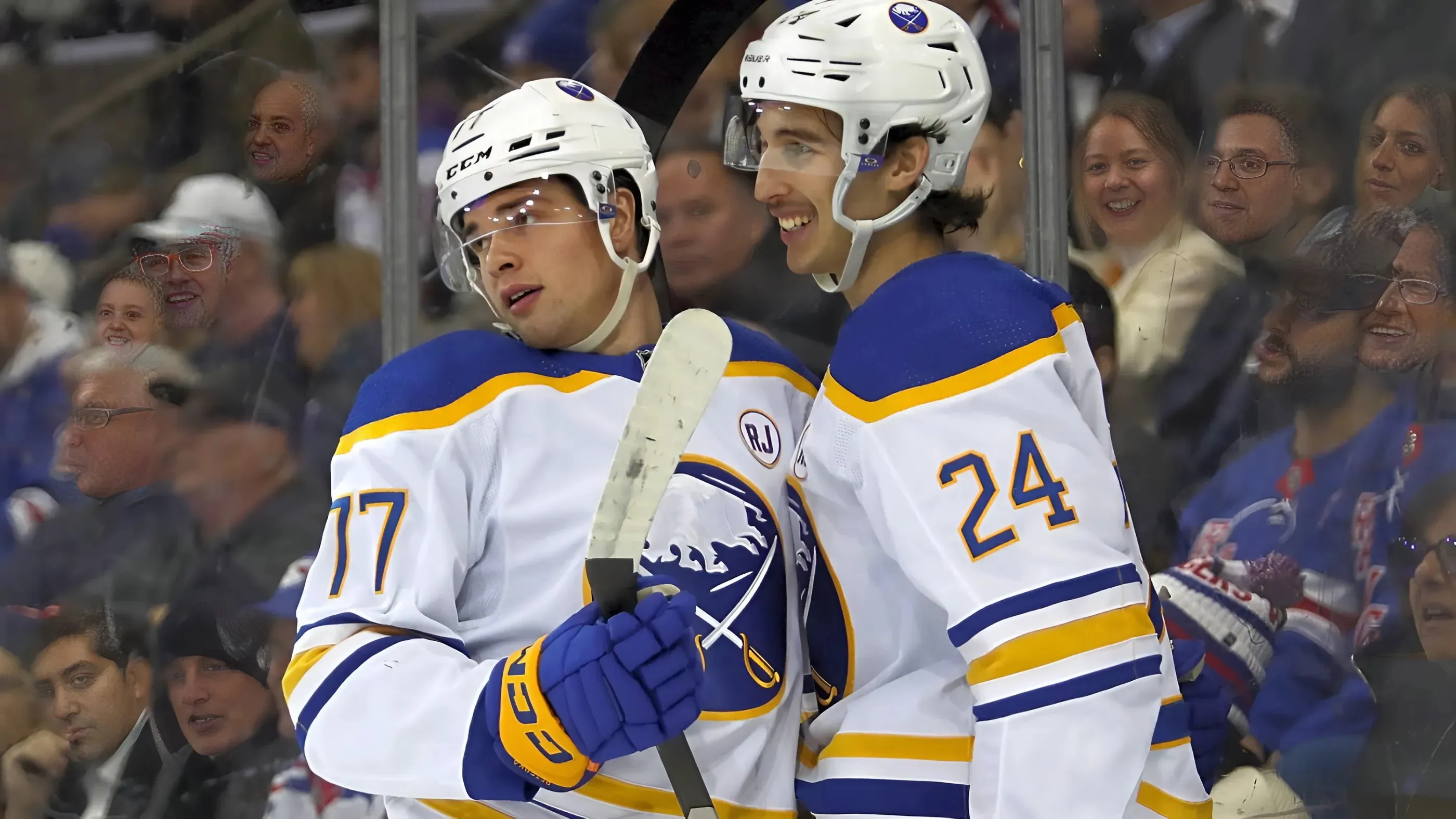Rangers reportedly preparing offer sheet for rising superstar
