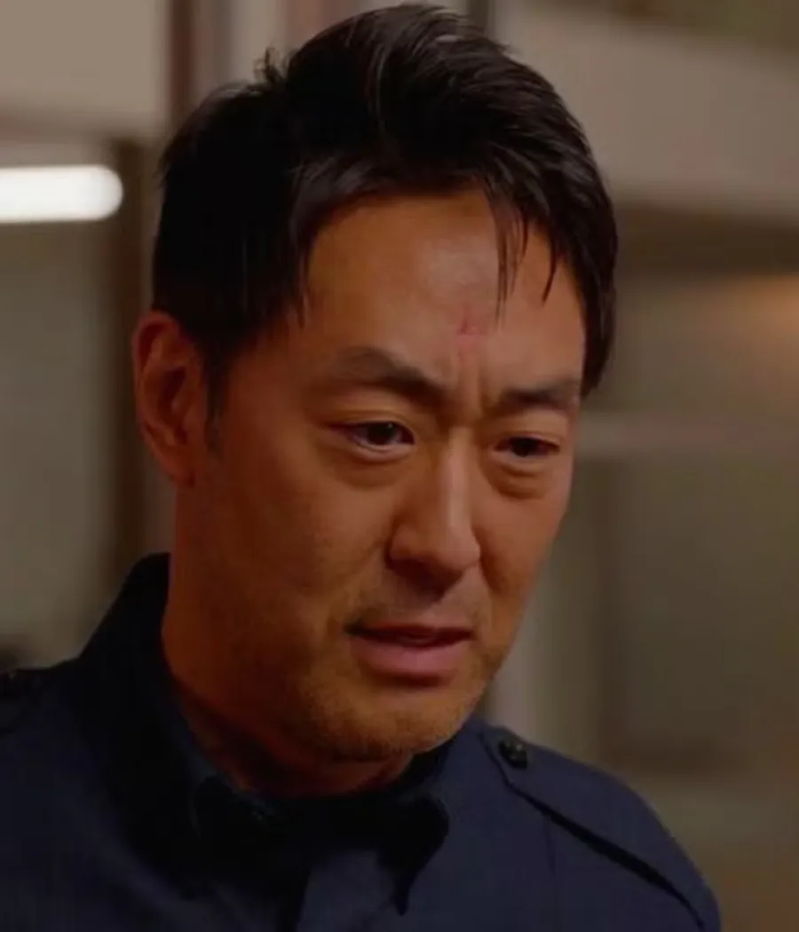 9-1-1 Star Kenneth Choi Talks Chimney's Future in Season 9