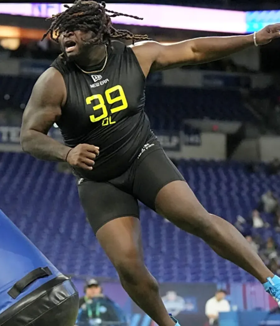 49ers sign another draft pick to contract as one big piece of business lingers in bid to overhaul defensive front