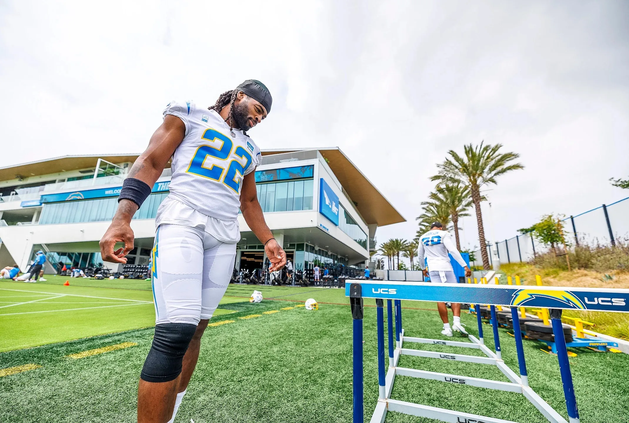 Proposed NFL Trade Has Cowboys Land Former 1200-Yard Pro Bowl Playmaker