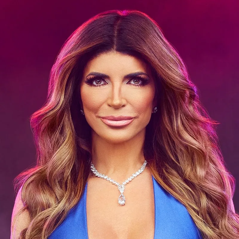 Teresa Giudice Makes a Statement with Platinum Blonde Hair: "I Do a Thing Called What I Want"