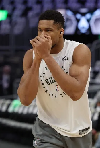 Mavericks just crushed Giannis-to-Knicks pipe dream with Kidd bombshell report