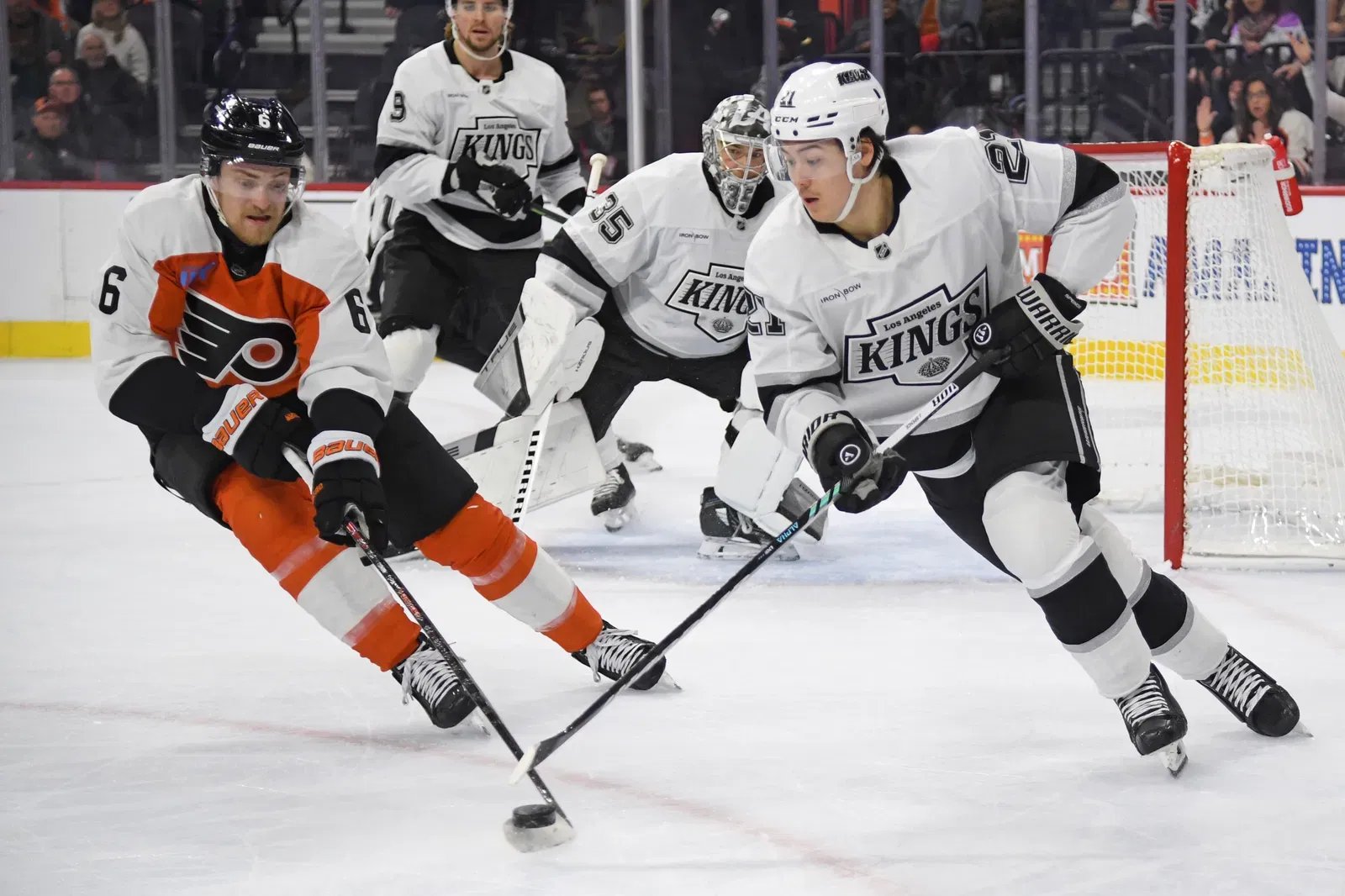 Flyers Should Consider Acquiring This Kings Defenseman