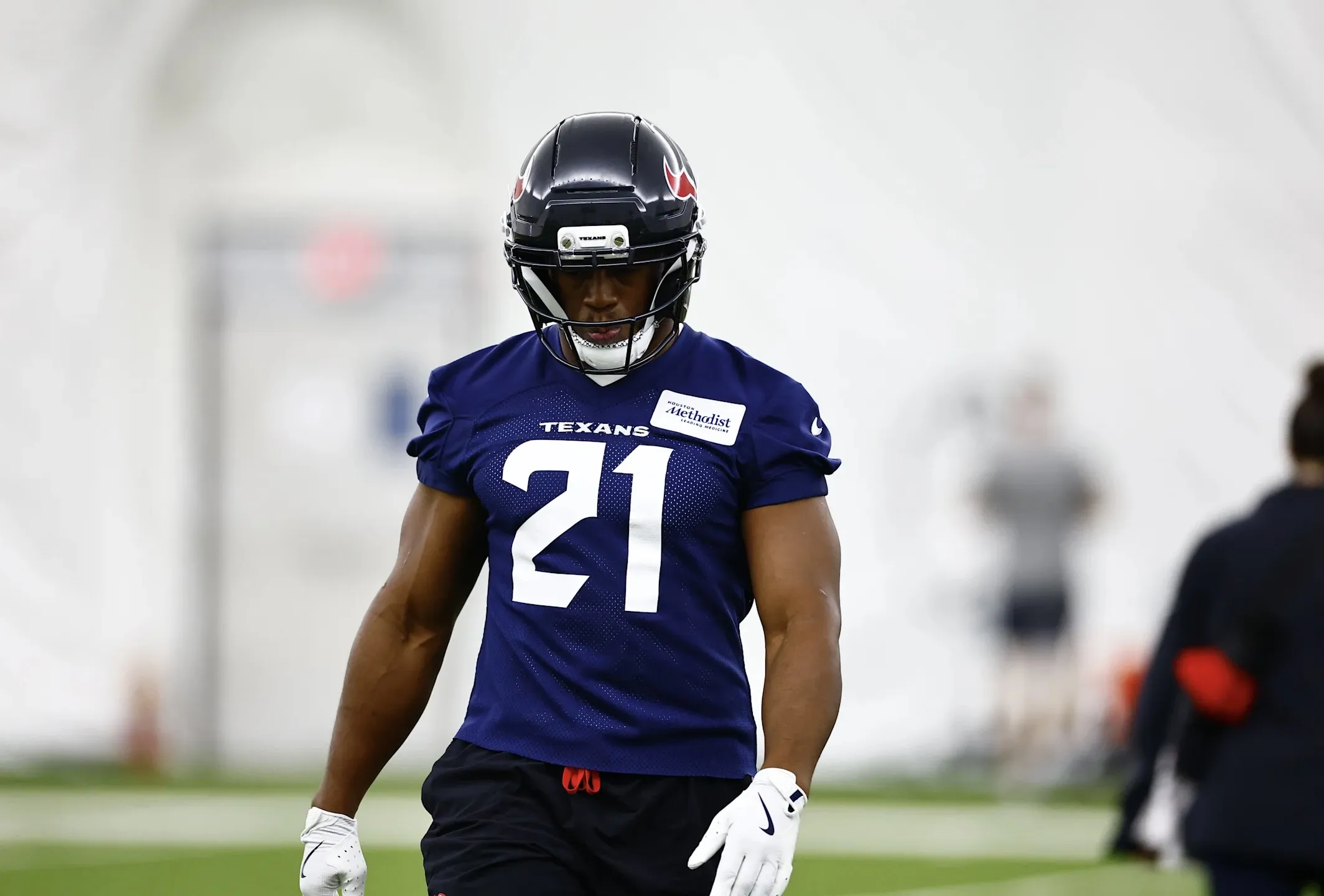 Houston Texans RB Nick Chubb Speaks Out About Joe Mixon
