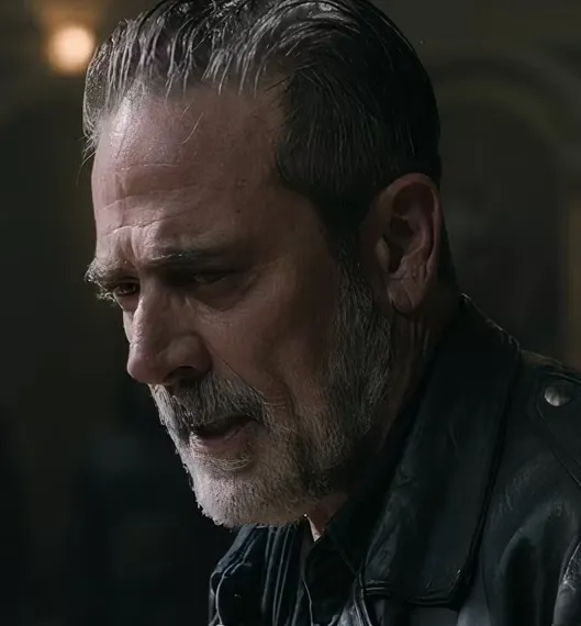 Simon Betrayed Negan In The Walking Dead Season 8 - Now Negan Is Doing The Same To Another Villain
