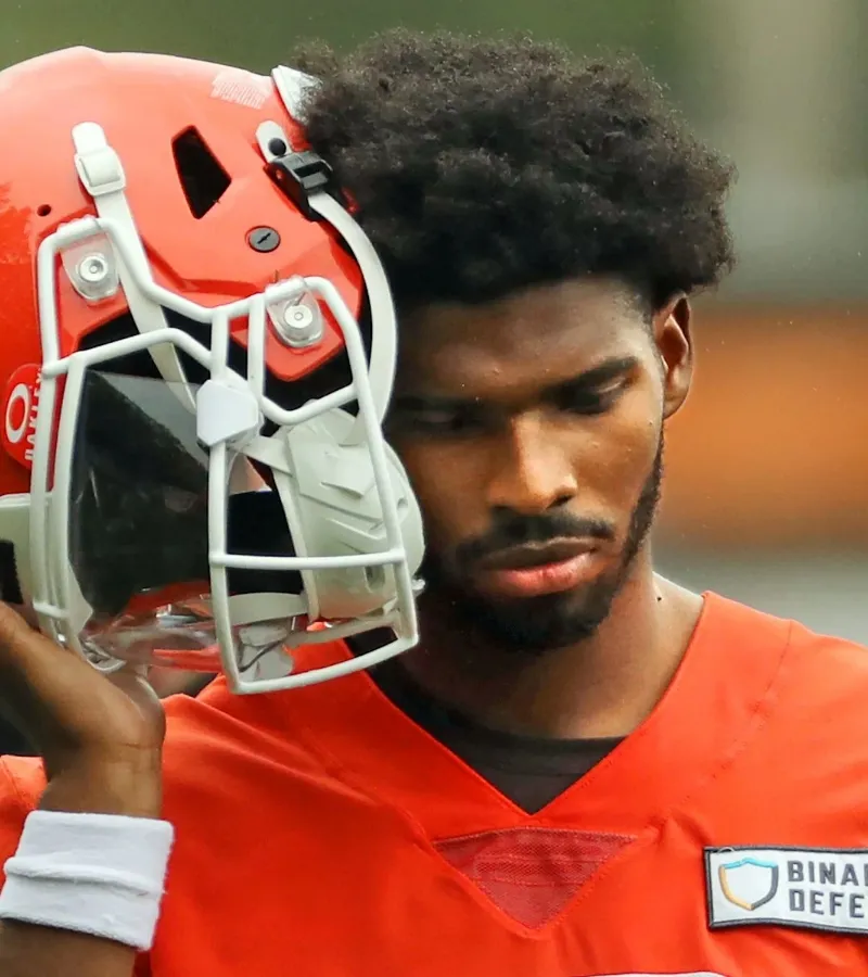 Browns Trade Proposal Sends Shedeur Sanders to Steelers for Draft Compensation