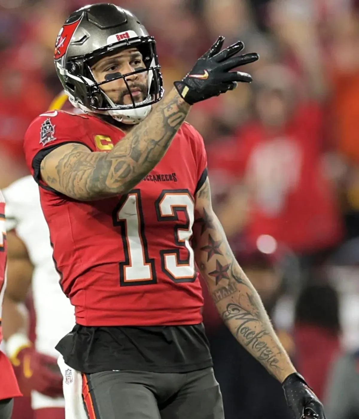 Buccaneers' Mike Evans Reveals Locker-Room View Of New Coach 'Grizz'
