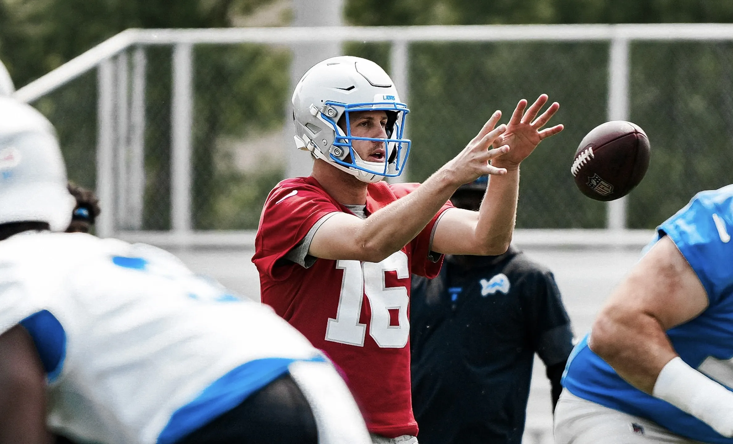 Detroit Lions Have People Worried After OTAs
