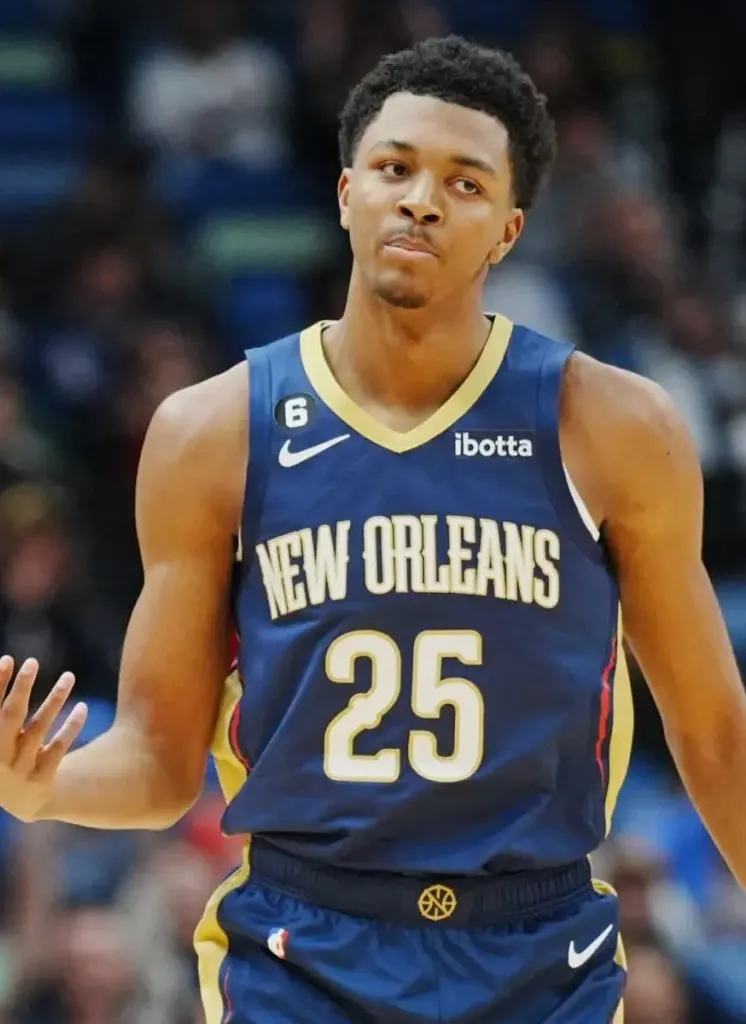 $112 Million Forward Named “Ambitious” Trade Target for Warriors