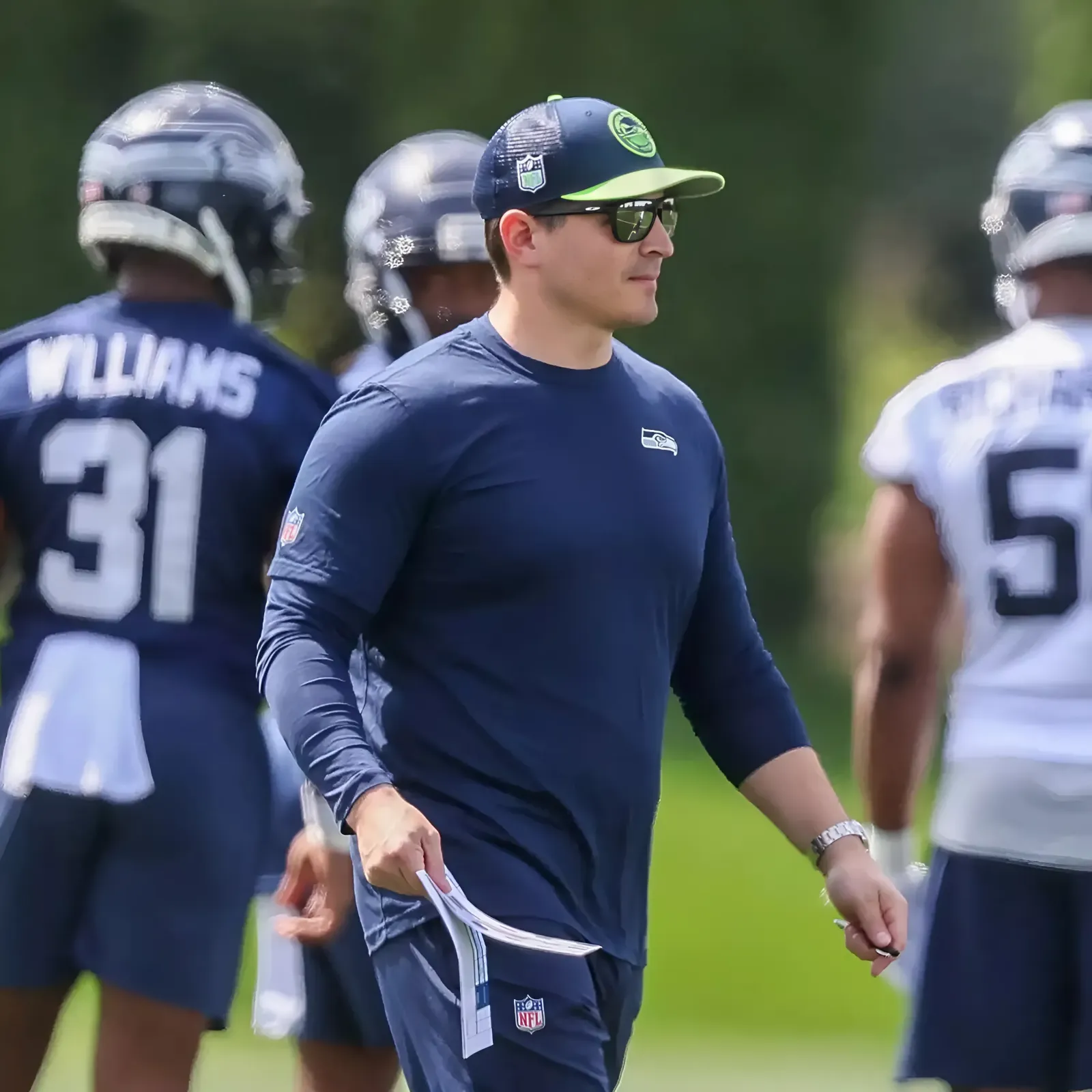 Seahawks Release Rookie TE a Week After Signing Him