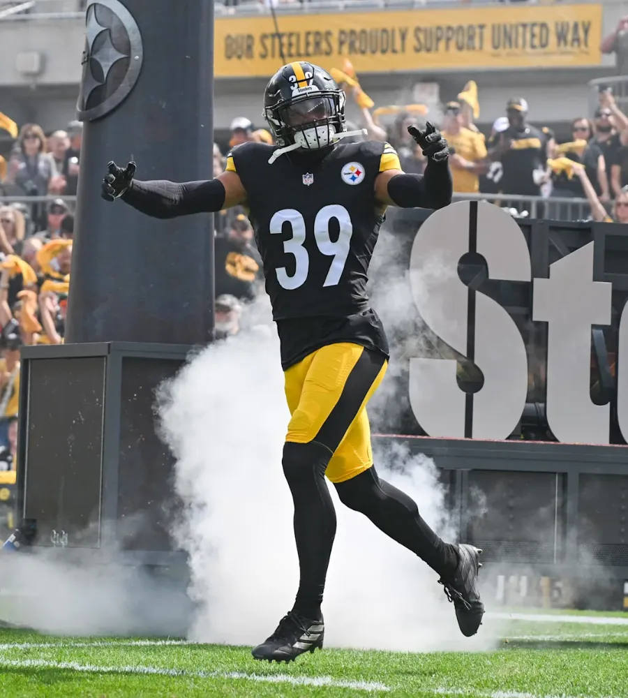 Could Minkah Fitzpatrick Be Back? Steelers’ Minicamp Sparks Hope for Defensive Revival