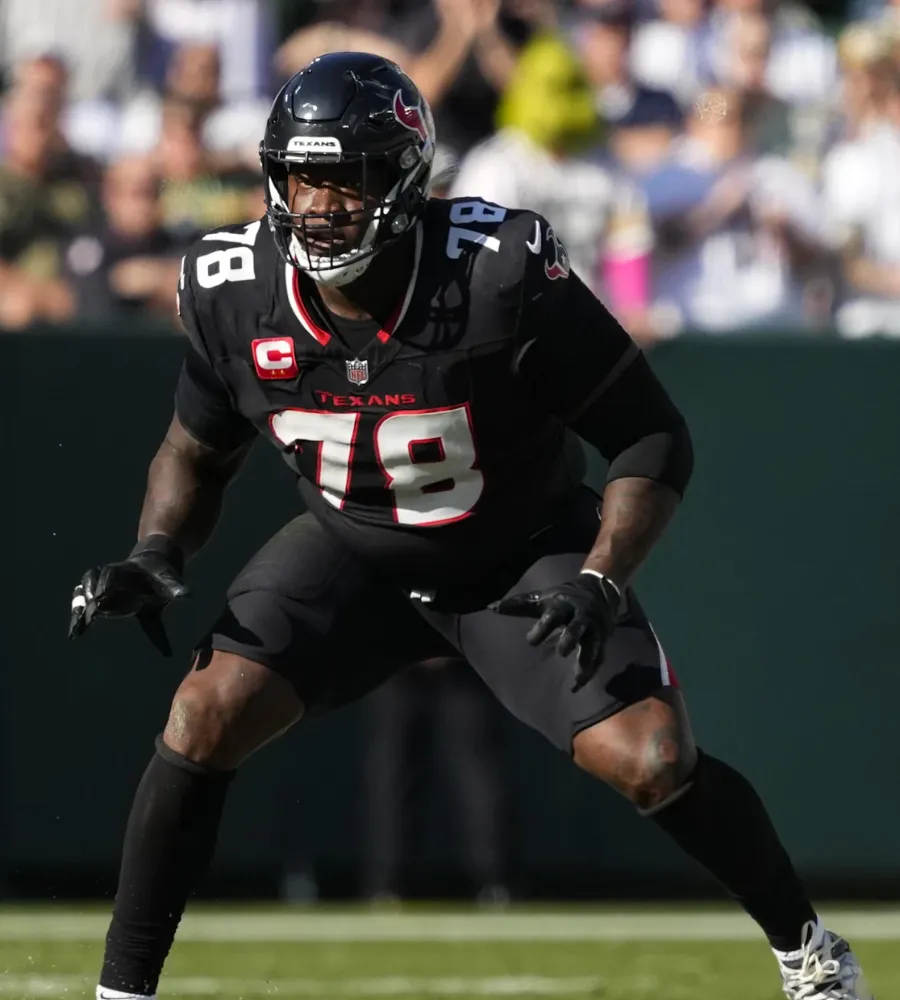 Commanders’ Dan Quinn gets honest on Laremy Tunsil signing